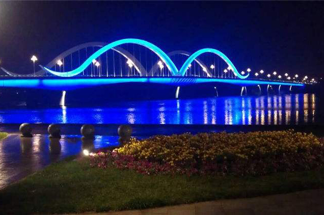 大桥夜景亮化